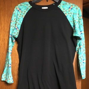 LulaRoe 3/4 length sleeve shirt